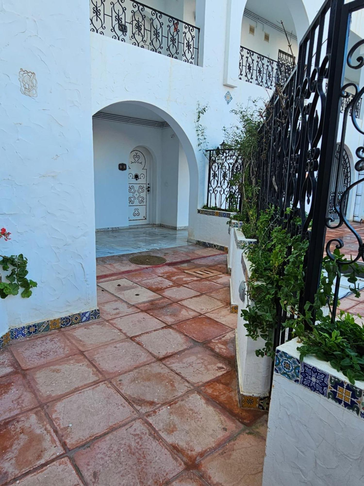 Jasmin Super Equipped With Garden, Swimming Pool, Sea Апартаменты *