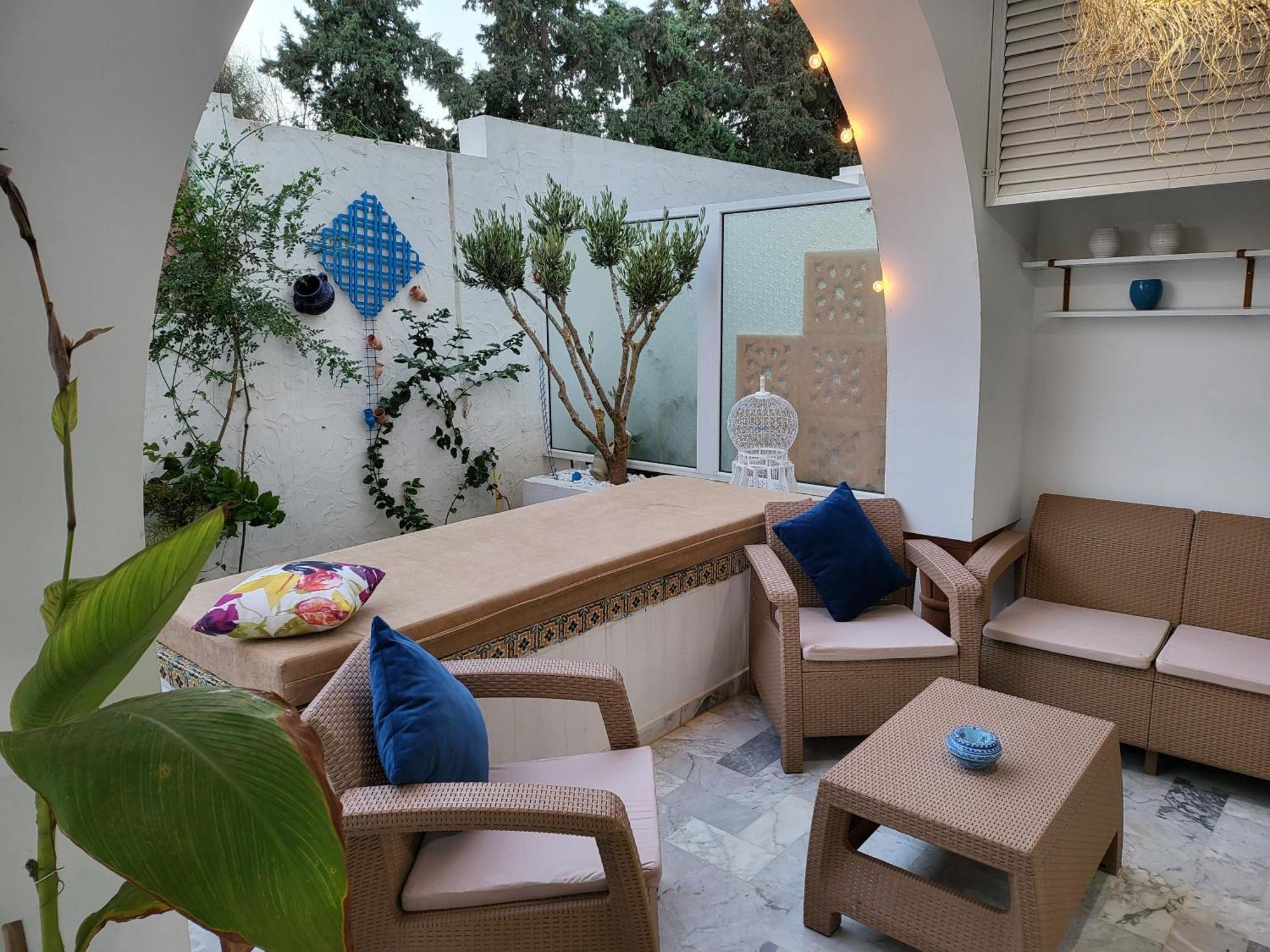 Апартаменты Jasmin Super Equipped With Garden, Swimming Pool, Sea *